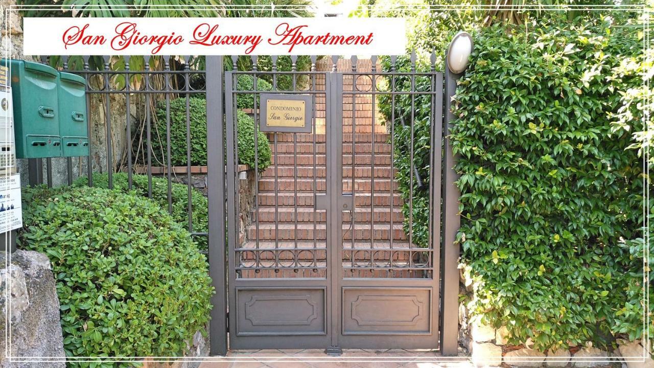 San Giorgio Luxury Apartment Taormina-Panoramic Pool & Parking Space Exteriör bild